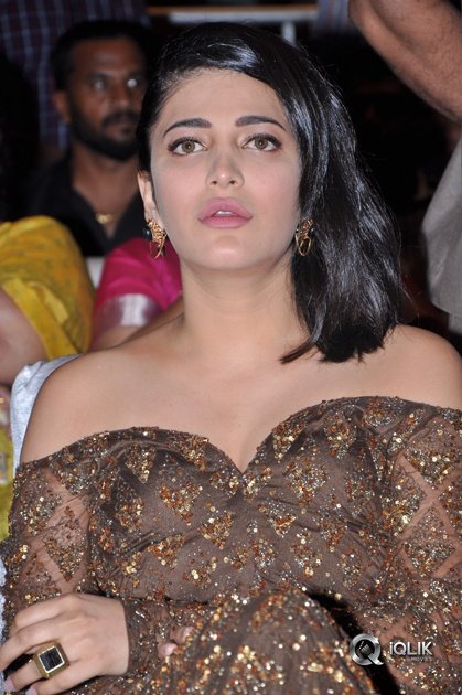 Shruti-Hassan-At-Premam-Movie-Audio-Launch